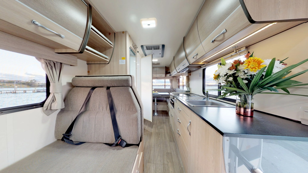 Cruisin' Discovery | Campers Down Under