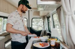 Cheapa 2 Berth keuken | Campers Down Under