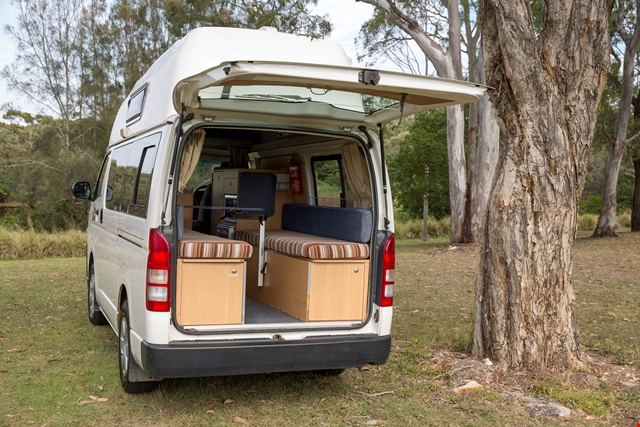 Hippie Hitop | Campers Down Under