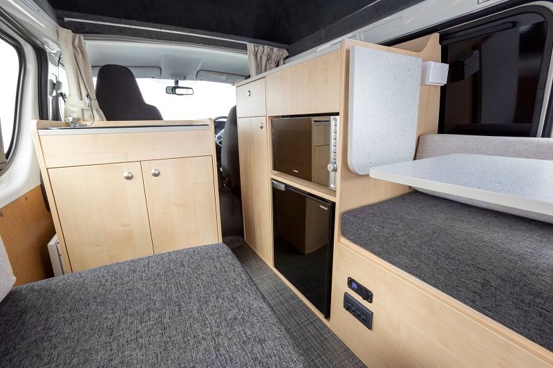 Hippie Hitop | Campers Down Under