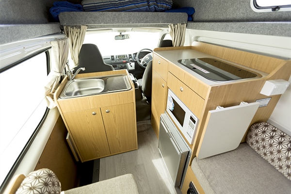 Hippie Hitop | Campers Down Under