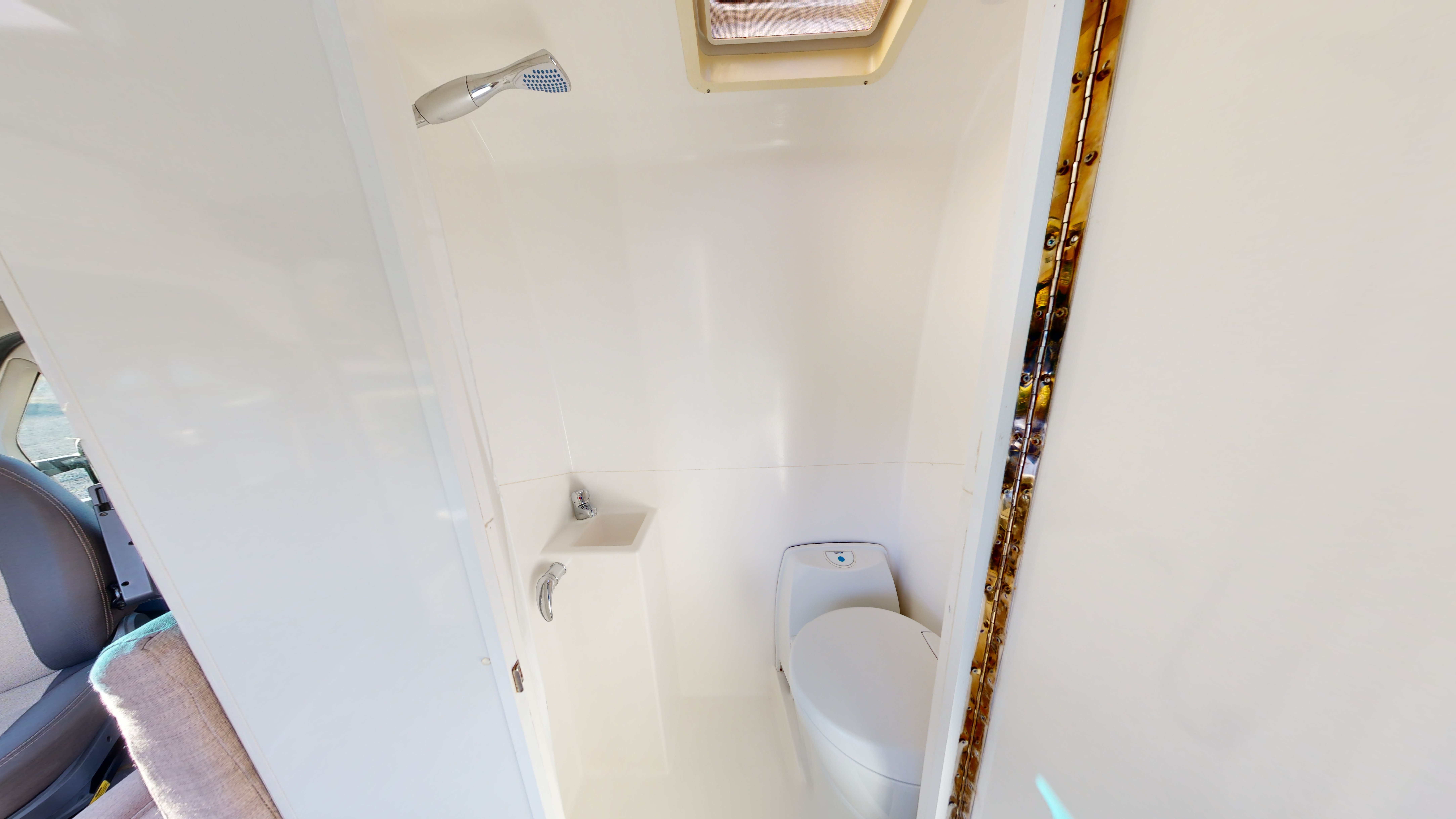 Go Cheap Tamar badkamer | Campers Down Under