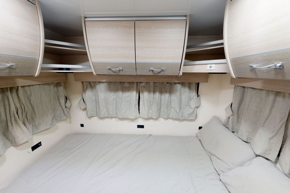 Go Cheap Henty bed beneden | Campers Down Under