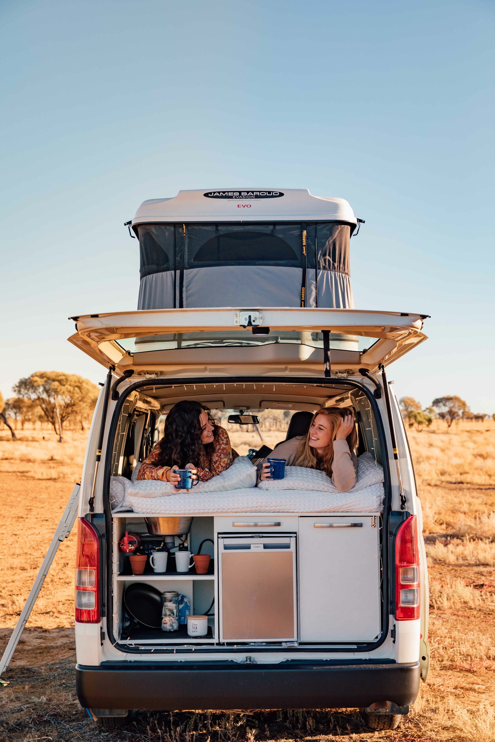 Jucy Compass achterklep open | Campers Down Under