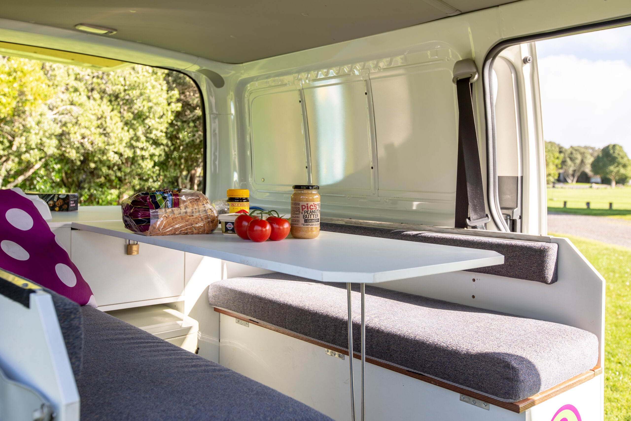 Jucy Compass tafel | Campers Down Under