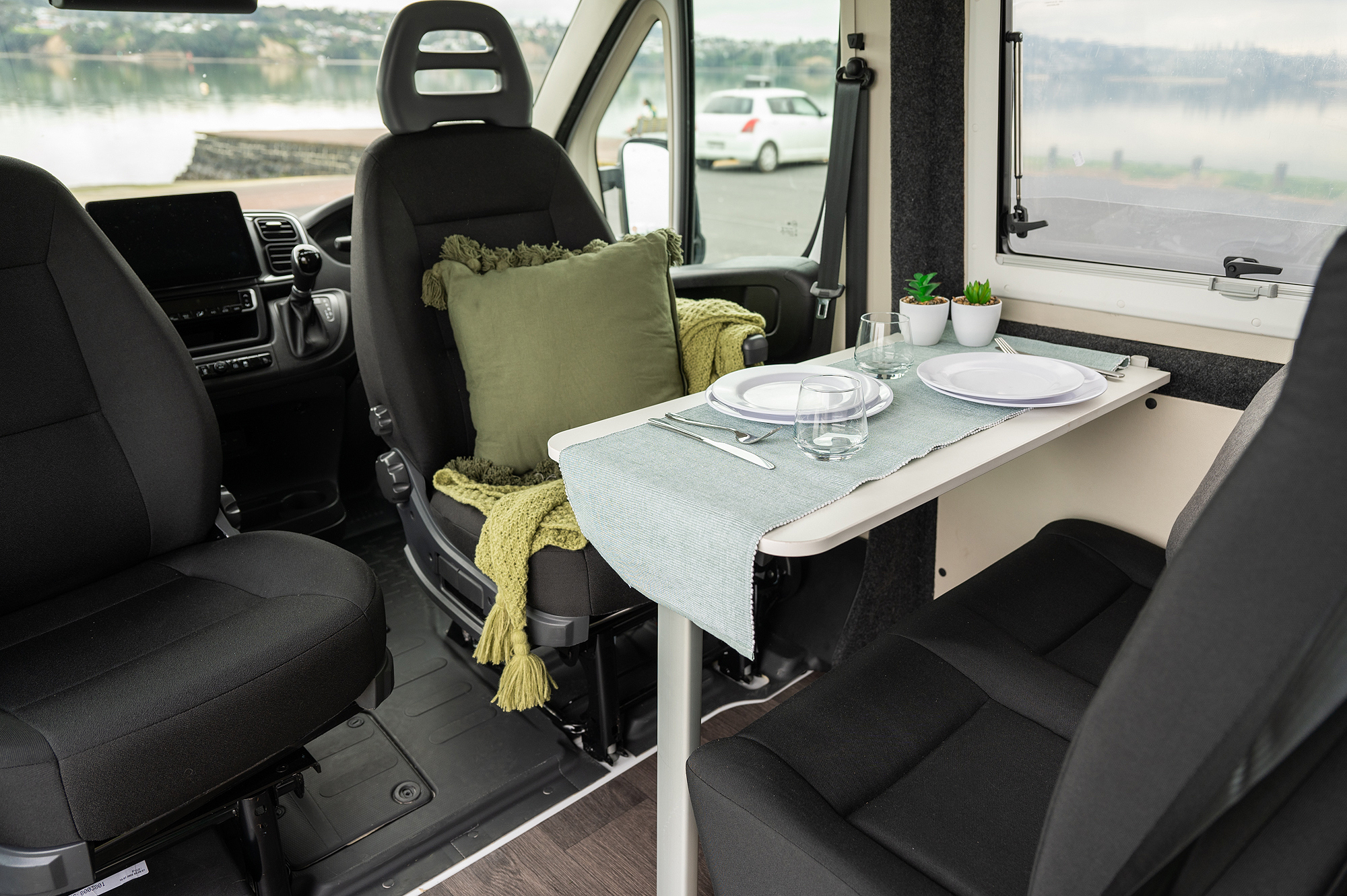 Jucy Cruiser zithoek | Campers Down Under