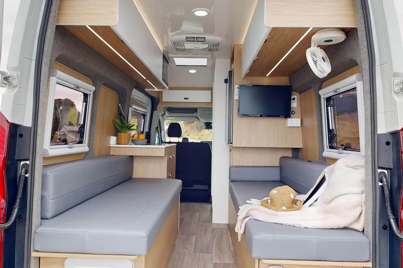 cruisin 2berth rover | campers down under