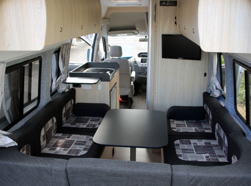Wendekreisen Budget 2 Freedom interieur | Campers Down Under