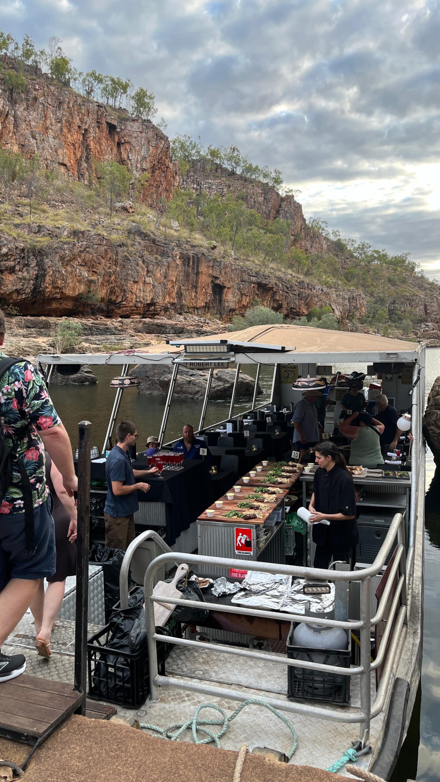 Dinner Cruise, Katherine Gorge